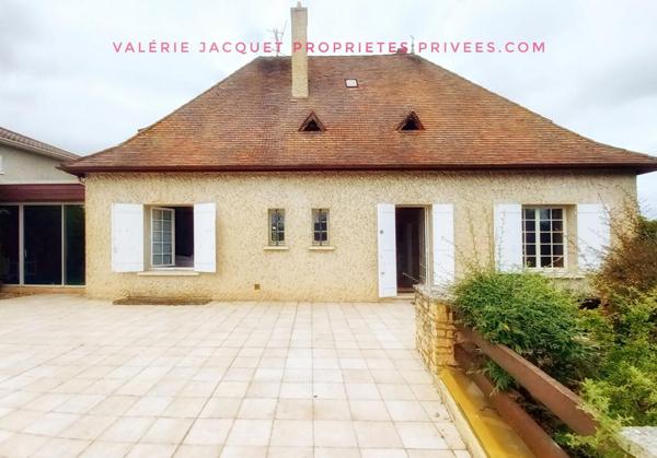 Maison Familiale avec Espace Détente en centre ville et au calme!