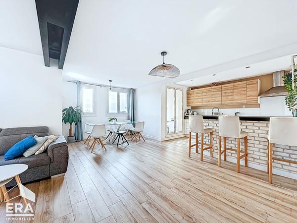 A vendre Marseille 13013 LA CROIX ROUGE Appartement T4 - 2 chambres vue dégagée calme parfait état