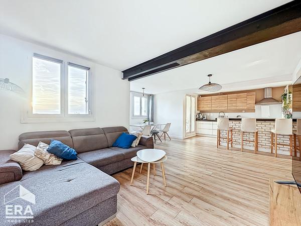 A vendre Marseille 13013 LA CROIX ROUGE Appartement T4 - 2 chambres vue dégagée calme parfait état