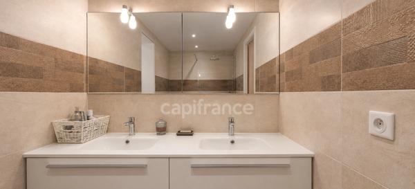 Appartement à vendre 5 pièces PARIS 16EME ARRONDISSEMENT (75)