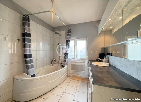Maison à vendre à La Gorgue - Réf. estf33