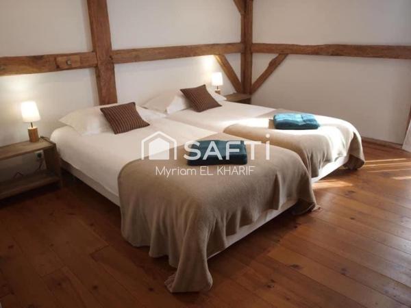 À 300 m du lac, propriété de charme avec potentiel