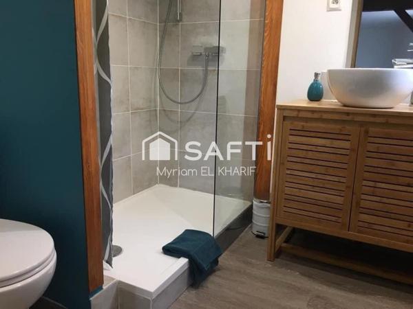 À 300 m du lac, propriété de charme avec potentiel