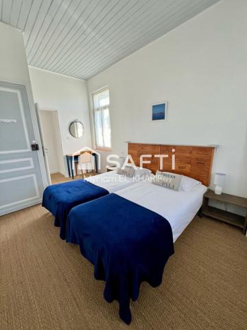 À 300 m du lac, propriété de charme avec potentiel