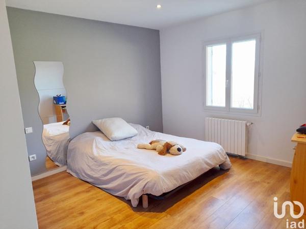 Maison 8 pièces de 258 m² à Arles (13200)