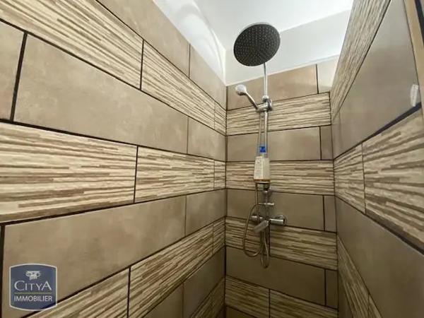 Appartement à louer 1 pièce 30.6m² Saint-Pierre (97410)