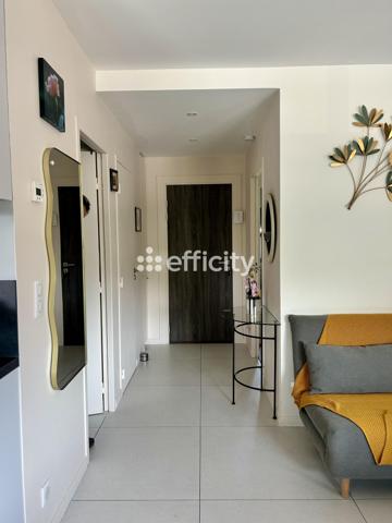 Appartement
         3 pièces
        - 55 m² Exclusivité 241 500 € *