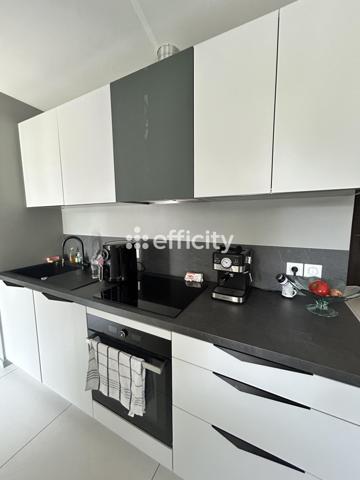 Appartement
         3 pièces
        - 55 m² Exclusivité 241 500 € *