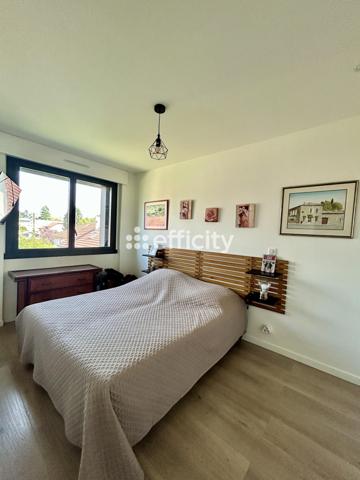 Appartement
         3 pièces
        - 55 m² Exclusivité 241 500 € *
