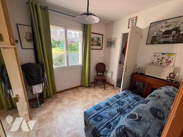 ORBEC MAISON TRADITIONNELLE BEL ENVIRONNEMENT VUE SUR LA VALLEE