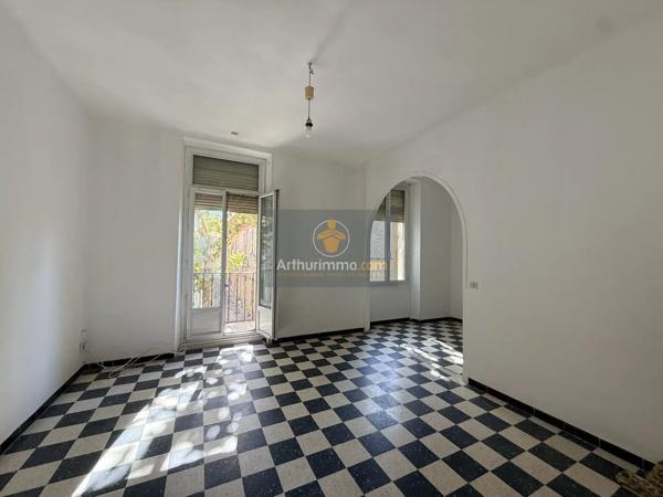 Location                                                      Appartement
                        
                     3 pièces                      58 m2                     à Apt