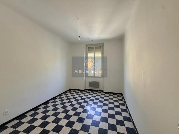Location                                                      Appartement
                        
                     3 pièces                      58 m2                     à Apt