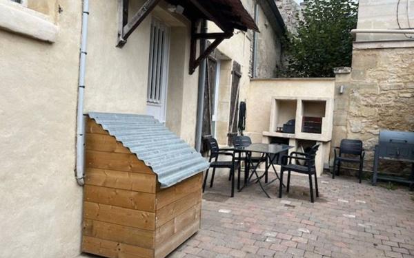 Maison à vendre    5 pièces •  Bury