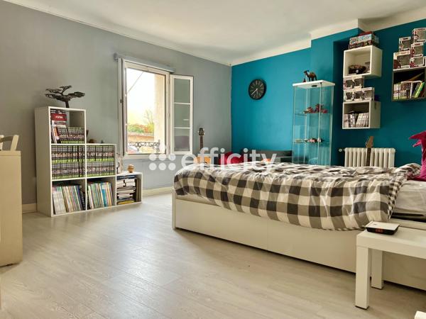 Maison 7 pièces - 179 m²