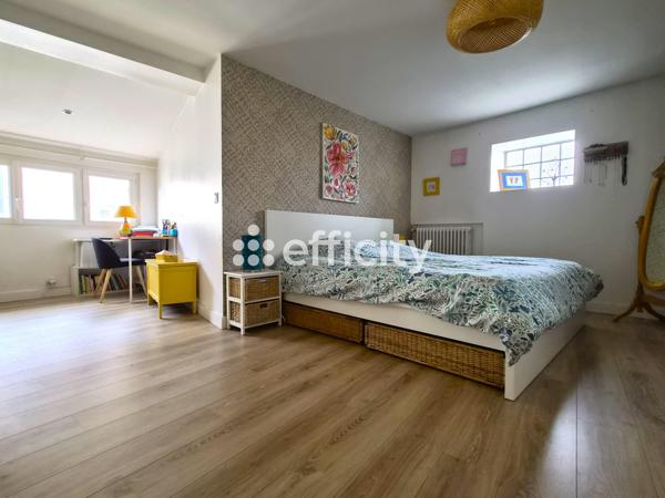 Maison 7 pièces - 179 m²