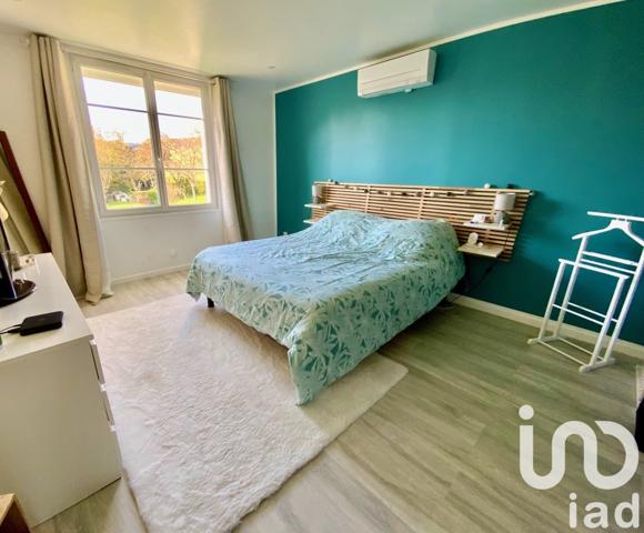 Maison 8 pièces de 170 m² à Nailly (89100)