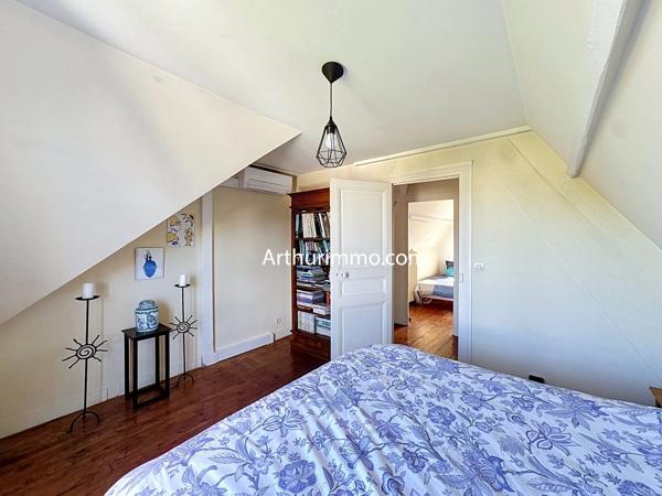 Vente                                                      Maison
                        
                     9 pièces                      198 m2                     à Villeneuve-le-Roi