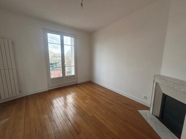 Appartement Nanterre 3 pièces de 49.48 m² avec grenier de 50m²