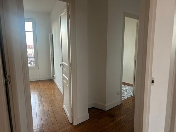 Appartement Nanterre 3 pièces de 49.48 m² avec grenier de 50m²
