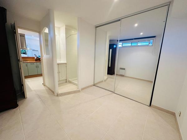 Appartement 33 m² en rez-de-chaussée Proximité port et plages
