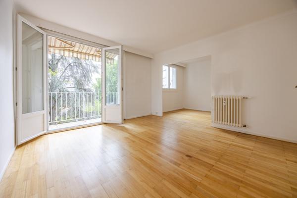 Appartement T4 balcon/parking