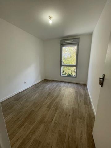 Appartement à vendre Rez-de-jardin 4 pièces de 79 m² BOURGOIN JALLIEU (38)