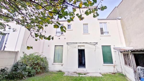 CHAMPIGNY SUR MARNE - Immeuble de 5 appartements loués