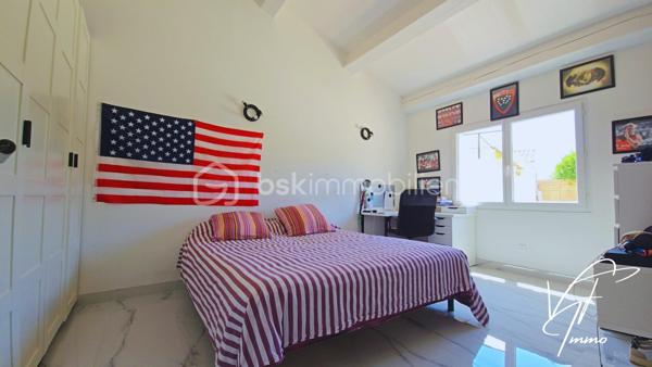 Maison de 243,60 m²