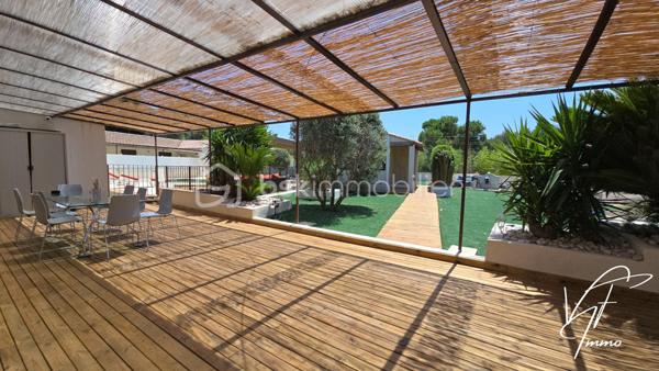 Maison de 243,60 m²