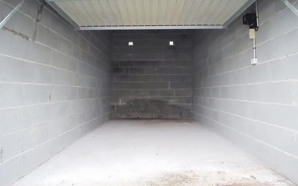 Stationnement à vendre    14 m2 Rezé