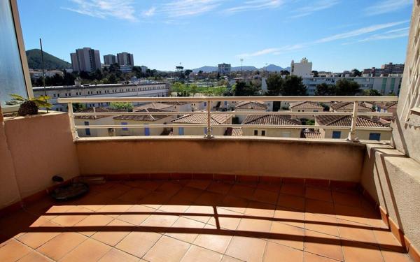 Appartement à vendre    4 pièces • 97 m2 Marseille 10