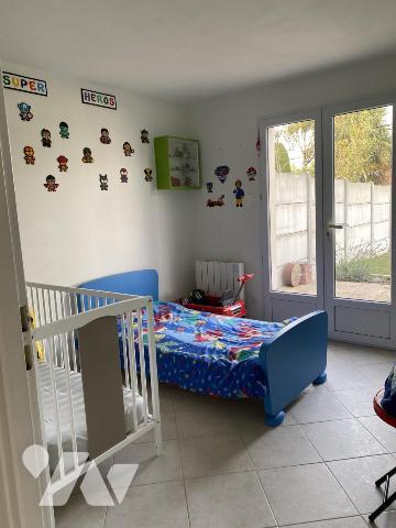 ST JULIEN DES LANDES Maison Prox commerces