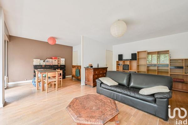 Appartement 4 pièces de 78 m² à Paris (75011)