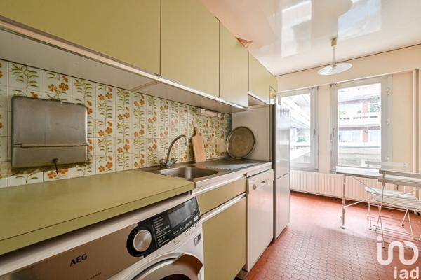 Appartement 4 pièces de 78 m² à Paris (75011)