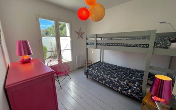 Maison à vendre    5 pièces •  Rivedoux-Plage