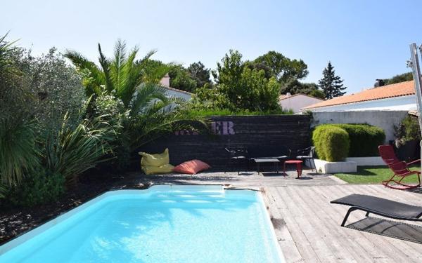 Maison à vendre    5 pièces •  Rivedoux-Plage