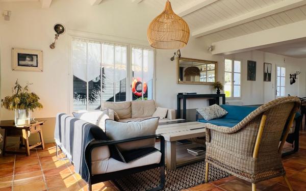 Maison à vendre    5 pièces •  Rivedoux-Plage