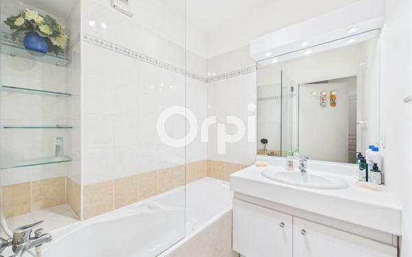 Appartement à vendre    4 pièces • 89,86 m2 Mandelieu-la-Napoule