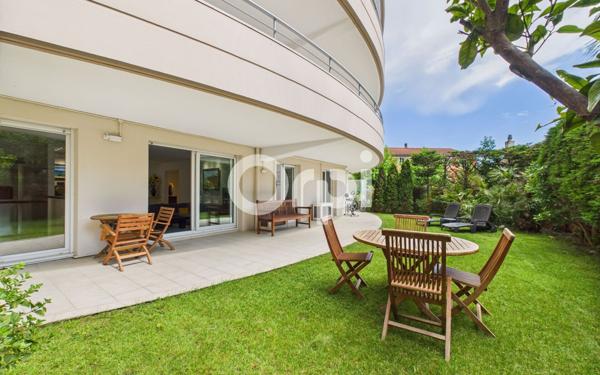 Appartement à vendre    4 pièces • 89,86 m2 Mandelieu-la-Napoule