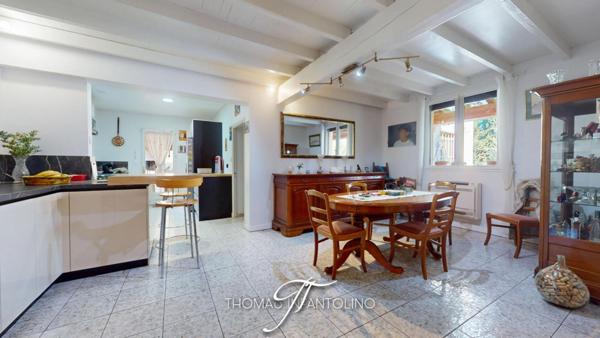 EN EXCLUSIVITE - MAISON D'ARCHITECTE - 3 CHAMBRES - MEZZANINE - PISCINE - 2 GARAGES