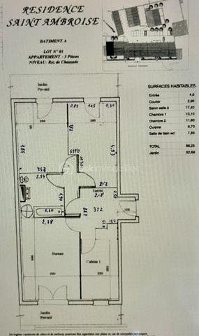 Et si vous profitiez enfin des avantages d’une maison… sans ses contraintes ?
Situé dans un environnement recherché à Melun, ce bel appartement 3 pièces de plus de 66 m² vous séduira immédiatement par sa configuration et sa qualité de vie.
Dès l’entrée, les volumes sont agréables et parfaitement agencés.
Le séjour lumineux s’ouvre directement sur une agréable terrasse à l’avant, idéale pour profiter des beaux jours, vous bénéficierez également d'un petit jardin privatif à l’arrière, clos, offrant un espace extérieur rare sur le secteur.
Un cadre parfait pour :
☀️ les repas d’été
🌿 un coin détente au calme
🐶 un animal de compagnie
👨‍👩‍👧 un jeune foyer recherchant de l’extérieur au quotidien
L’appartement propose également :
une cuisine indépendante (Possibilité ouverture),
deux belles chambres,
une vaste salle de bains avec WC
Vous profiterez également d'une place de stationnement privative sécurisée au sein de la résidence.
📍 Ce que l’on aime particulièrement :
✔ Résidence bien entretenue de la fin des années 90
✔ Gare de Melun accessible à pied
✔ Commerces et écoles à proximité immédiate
✔ Appartement en bon état général, charges maitrisées
✔ Double espace extérieur rare sur le marché local
💡 Un bien idéal pour les acquéreurs recherchant un cadre de vie plus vert, tout en conservant la praticité du centre-ville et des transports.
📞 Une visite suffira pour comprendre tout le potentiel et le confort de vie qu’offre cet appartement.