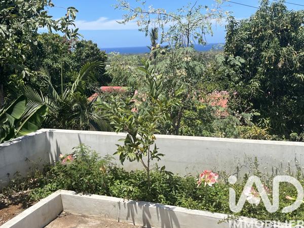 Maison à vendre 4 pièces 75 m² L'Étang-Salé