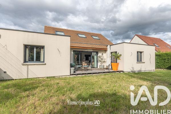 Maison à vendre 6 pièces 140 m² Épône