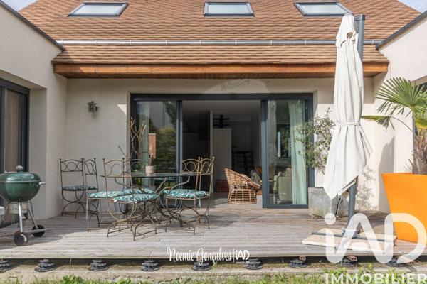 Maison à vendre 6 pièces 140 m² Épône