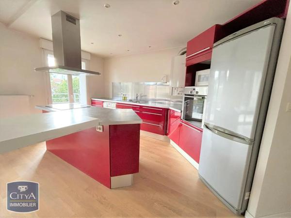 Appartement à louer 4 pièces 91m²