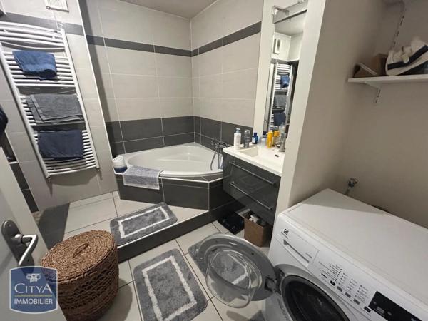 Appartement à louer 4 pièces 91m²