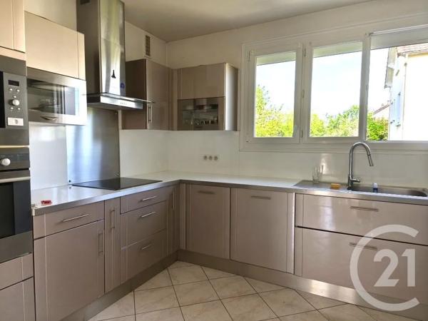 Maison à vendre  6 pièces - 135,99 m 2   MEAUX  - 77