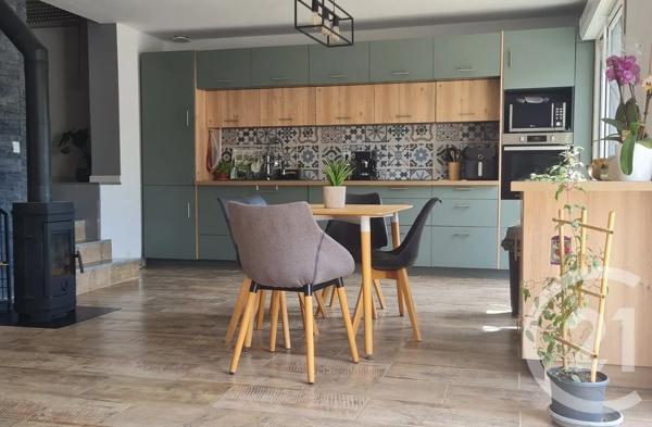 Maison à vendre  6 pièces - 135,99 m 2   MEAUX  - 77