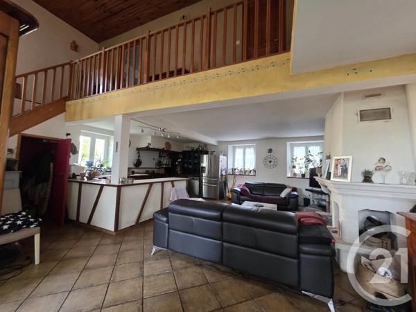 Maison à vendre  6 pièces - 135,99 m 2   MEAUX  - 77