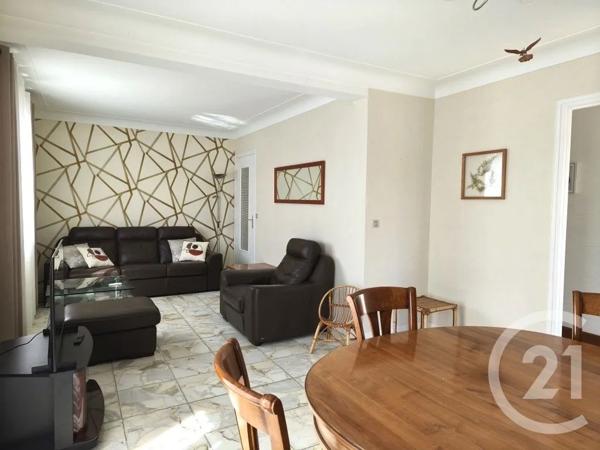Maison à vendre  6 pièces - 135,99 m 2   MEAUX  - 77